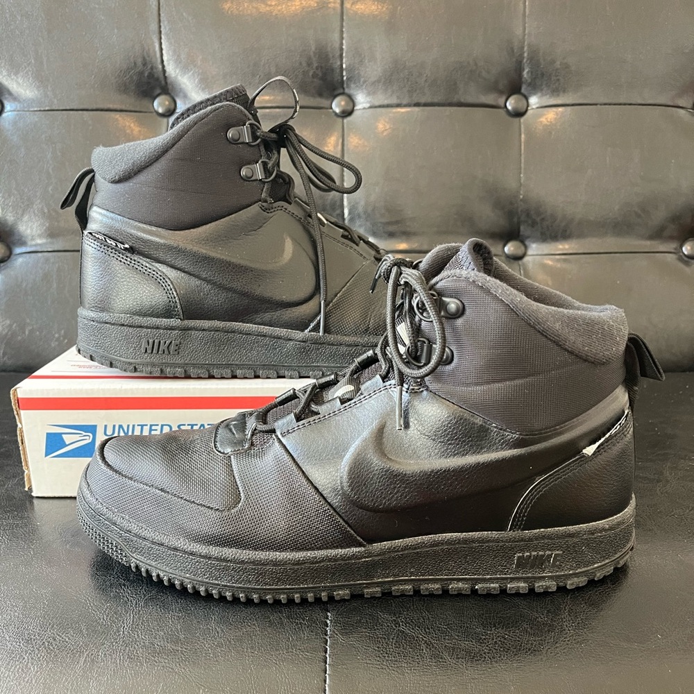 Nike‎ Path WNTR Metallic Pewter